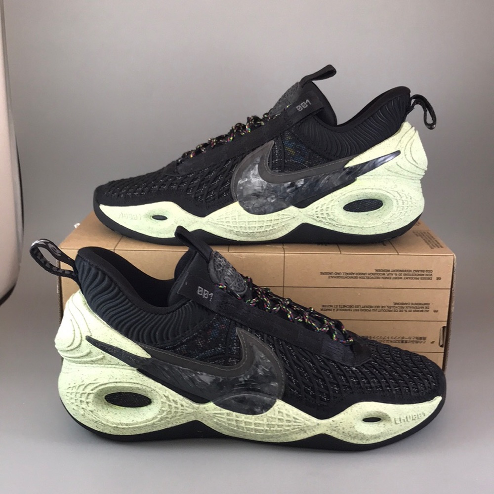 Nike Cosmic Unity ‘Green Glow’ - Picture 3 of 10